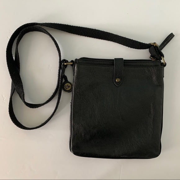 The Sak Leather Black Crossbody Bag or Purse - Picture 3 of 13